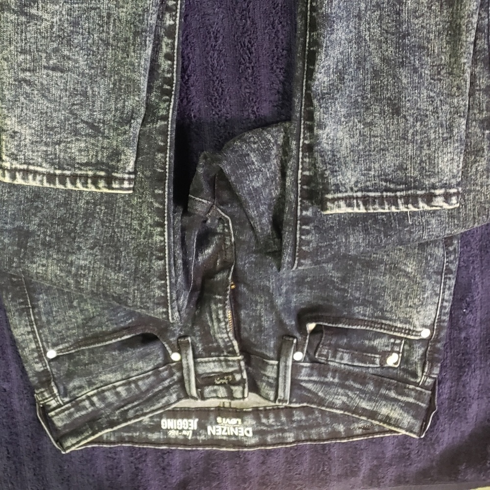 Jeans - Picture 2 of 2